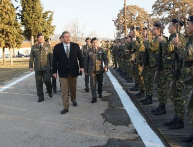 Υπουργείο Εθνικής Άμυνας: Προσλαμβάνει 1.000 Οπλίτες Βραχείας Ανακατάταξης
